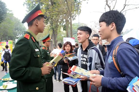 TUỔI TRẺ GÓP PHẦN GIỮ HỒN DÂN TỘC