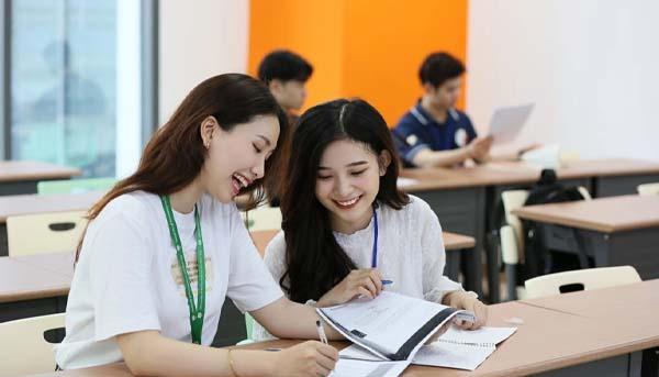 2k6 bao nhiêu tuổi và học lớp mấy