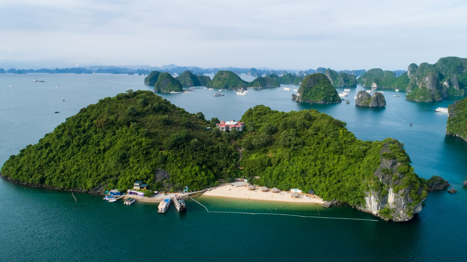 Overview of Monkey Island in Vietnam