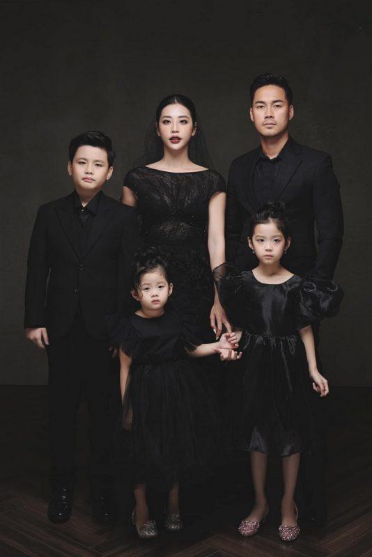 chup-anh-gia-dinh-5-nguoi
