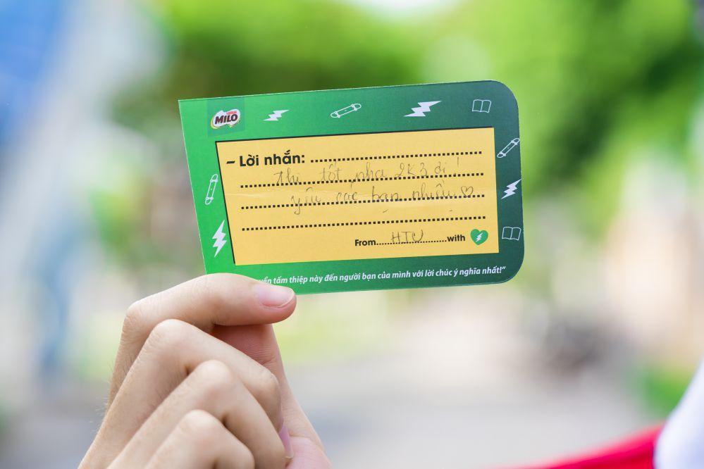 Những hình ảnh đẹp trong kỳ thi đặc biệt: 2K3 thi tốt nhé!