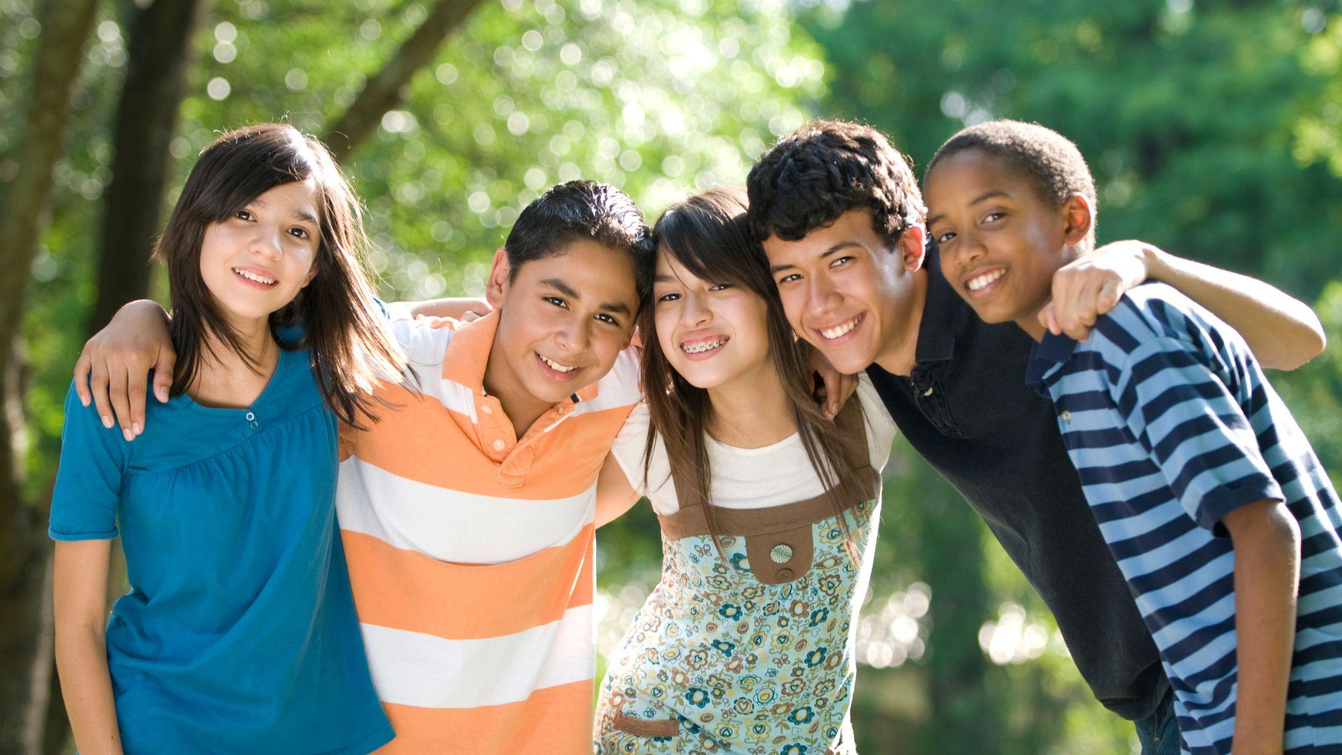 Chiều cao của trẻ từ 10 đến 18 tuổi và các yếu tố ảnh hưởng chiều cao