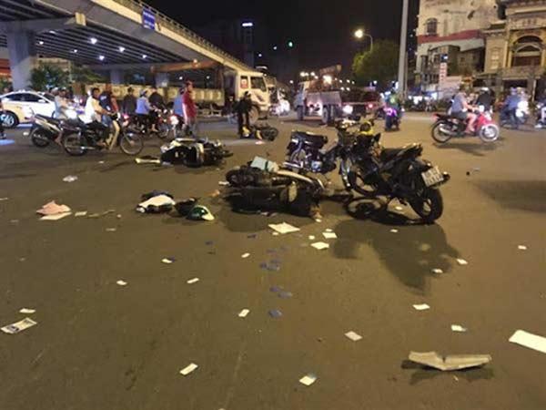 Đi đường gặp tai nạn xe máy đánh con gì cho dễ trúng nhất? Điềm báo gì?