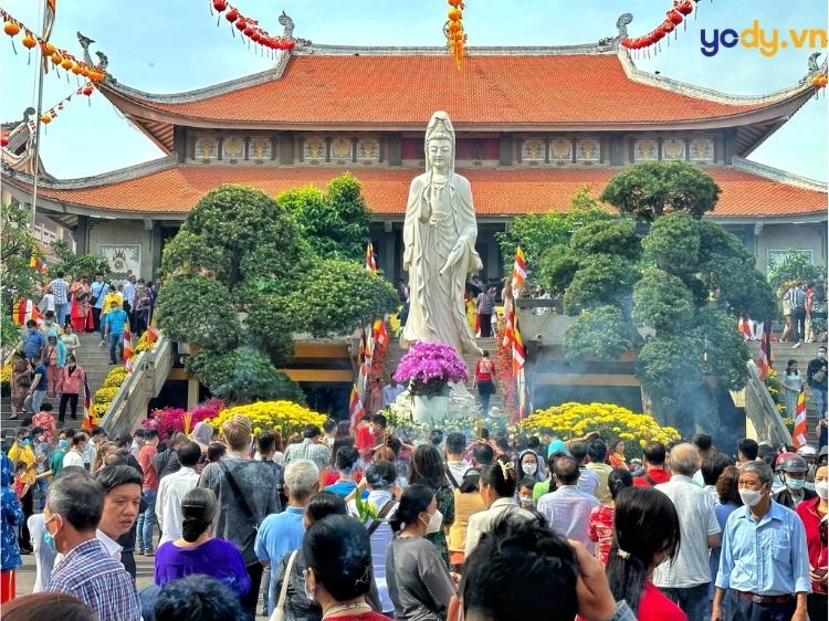 999 stt đăng ảnh đi chùa, cap đi chùa cầu duyên, cầu bình an