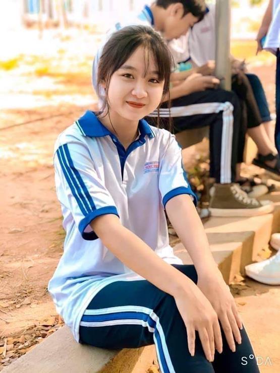 [Ảnh Gái Xinh] 9999+ Hình Ảnh Con Gái Đẹp Dịu Dàng & Trong Sáng Các Bạn Nữ