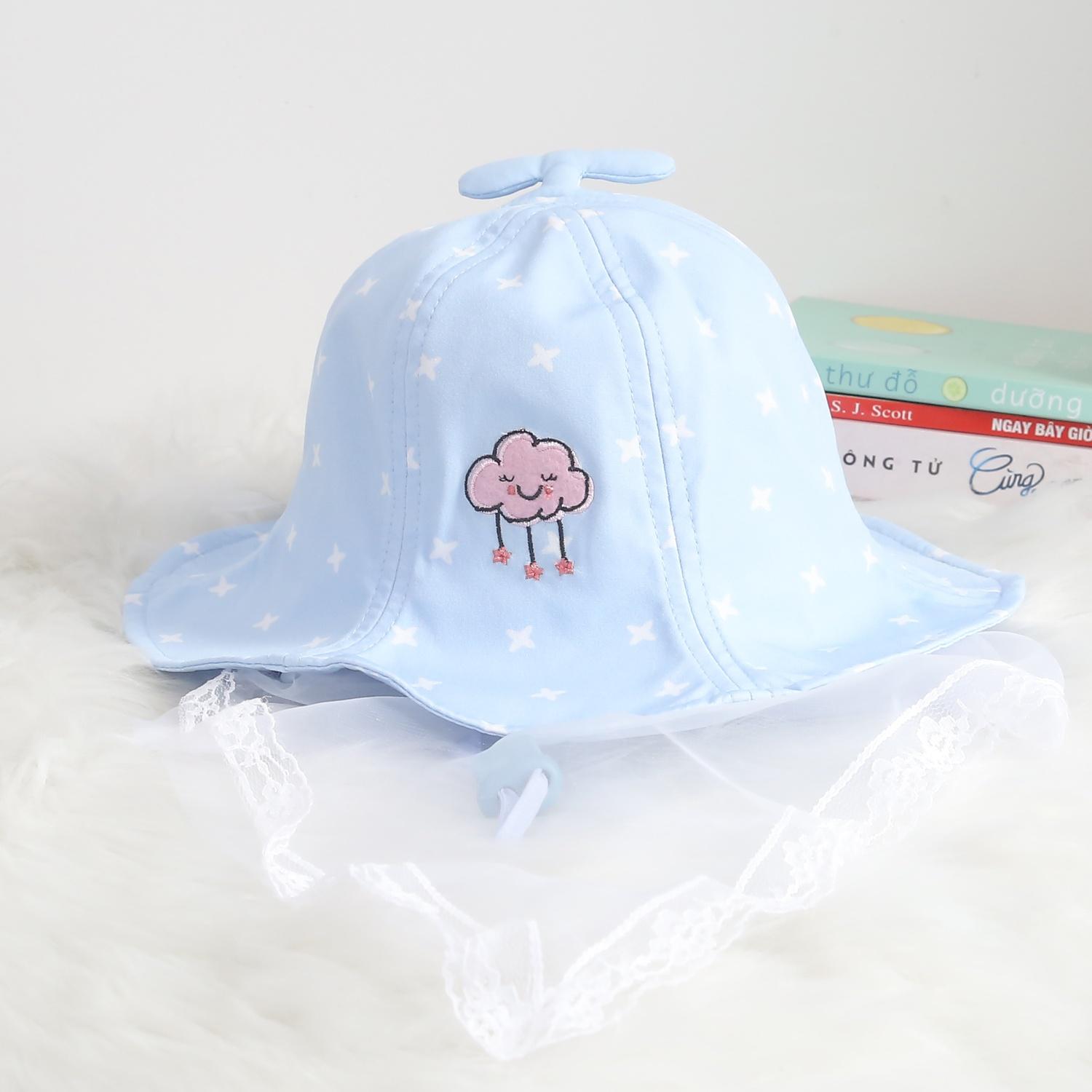 Mũ vành phủ voan in hình đám mây KidsPlaza DN24H (Xanh dương)