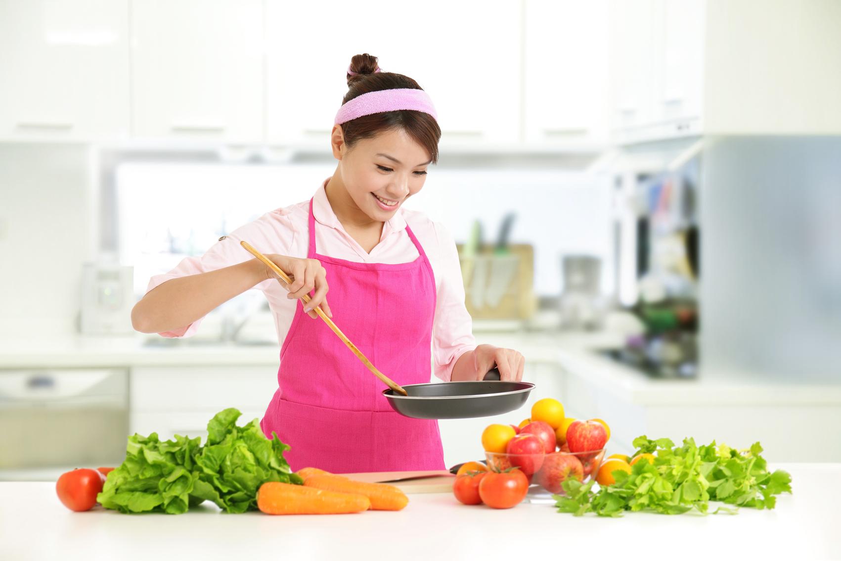 Ở nhà nội trợ làm sao vui?