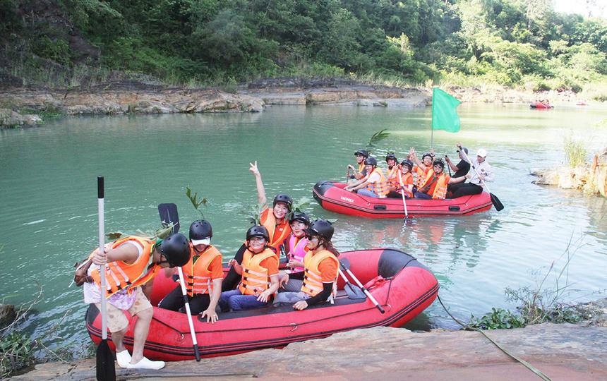 TOUR ĐẠP XE – LEO NÚI – CHÈO THUYỀN TẠI CỤM THÁC DRAY SÁP THƯỢNG – DRAYNUR