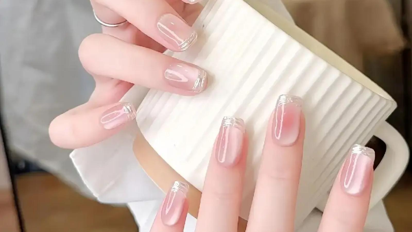 Mẫu Nail Trong – Xu Hướng Làm Đẹp Tối Giản Và Thanh Lịch Cho Phái Đẹp