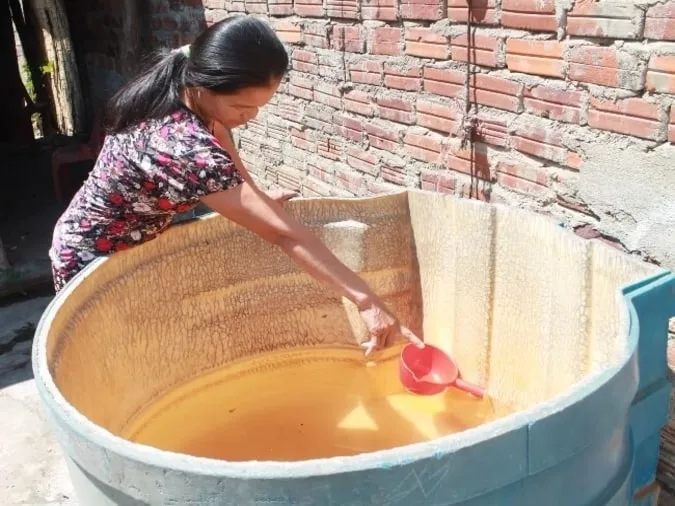 "Phèn" là gì? Bị chê phèn trên facebook có nên rửa phèn hay không?