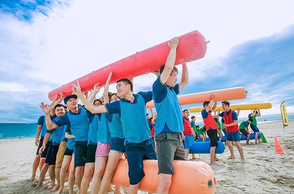 200+ Câu slogan team building chất, độc đáo, có Một Không Hai
