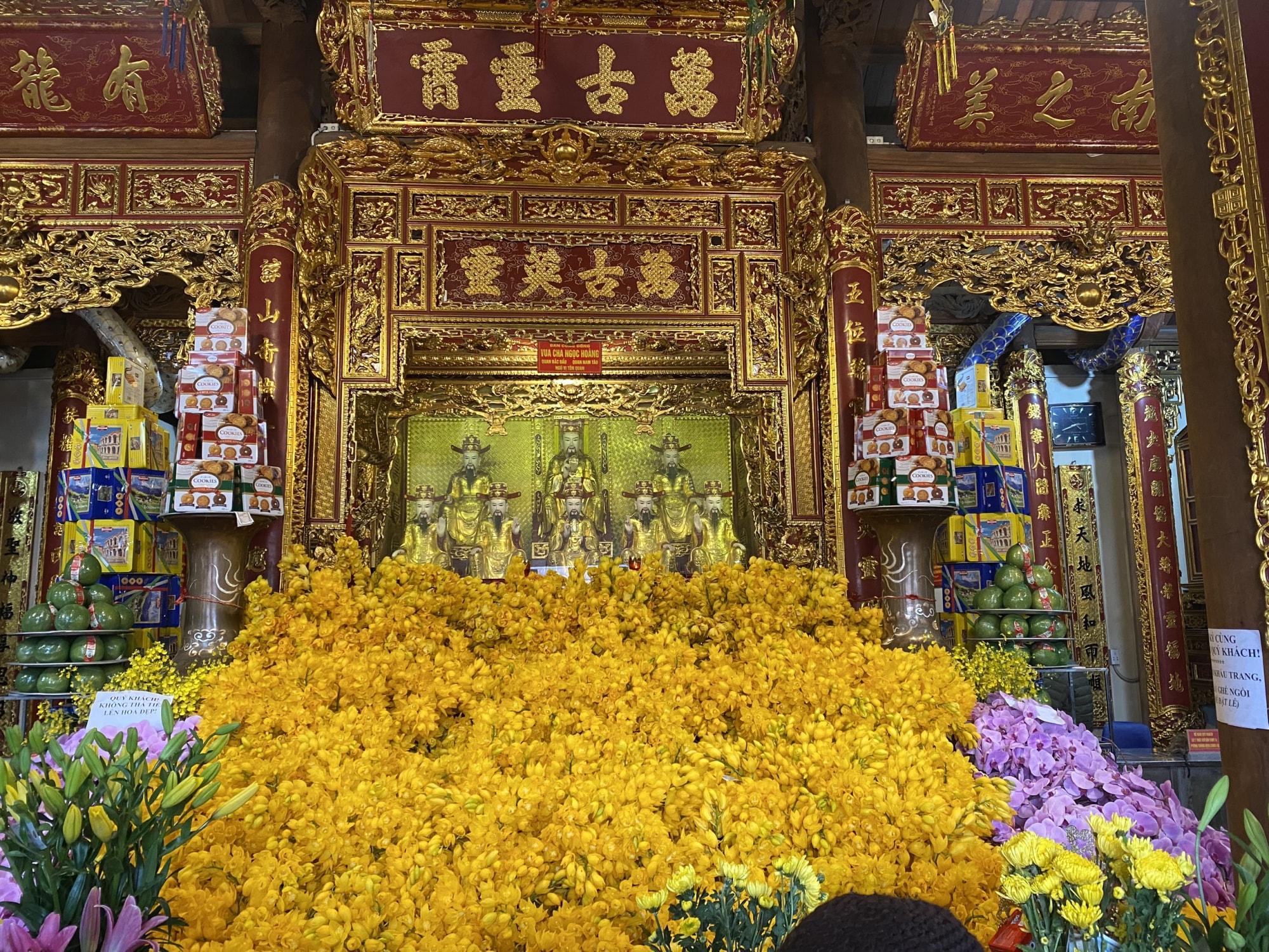 Cap, status đi chùa cầu duyên hay và ý nghĩa