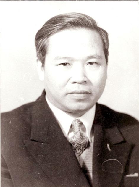 Thi sĩ Huy Cận: Trăm năm vẫn lấp lánh lửa thiêng