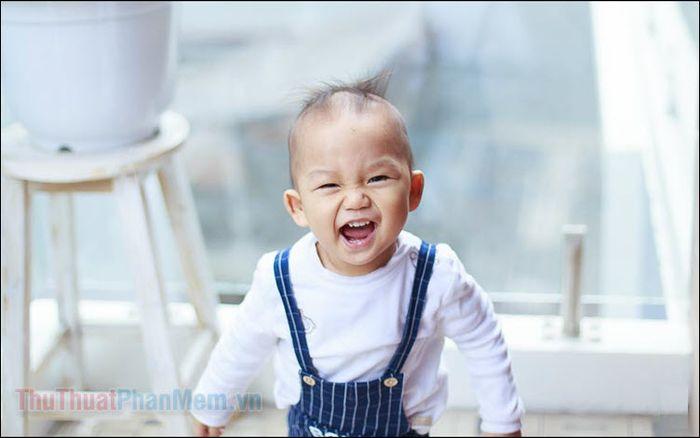 Những bài thơ tươi sáng về nụ cười