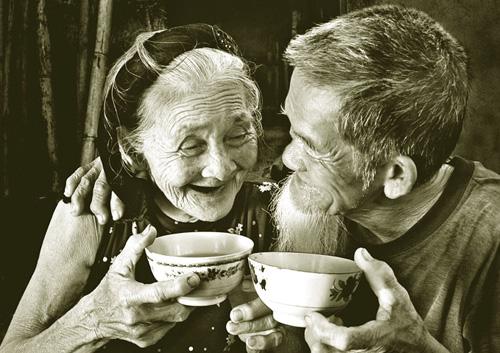 Sưu tầm những bài thơ vui tuổi già hay nhất