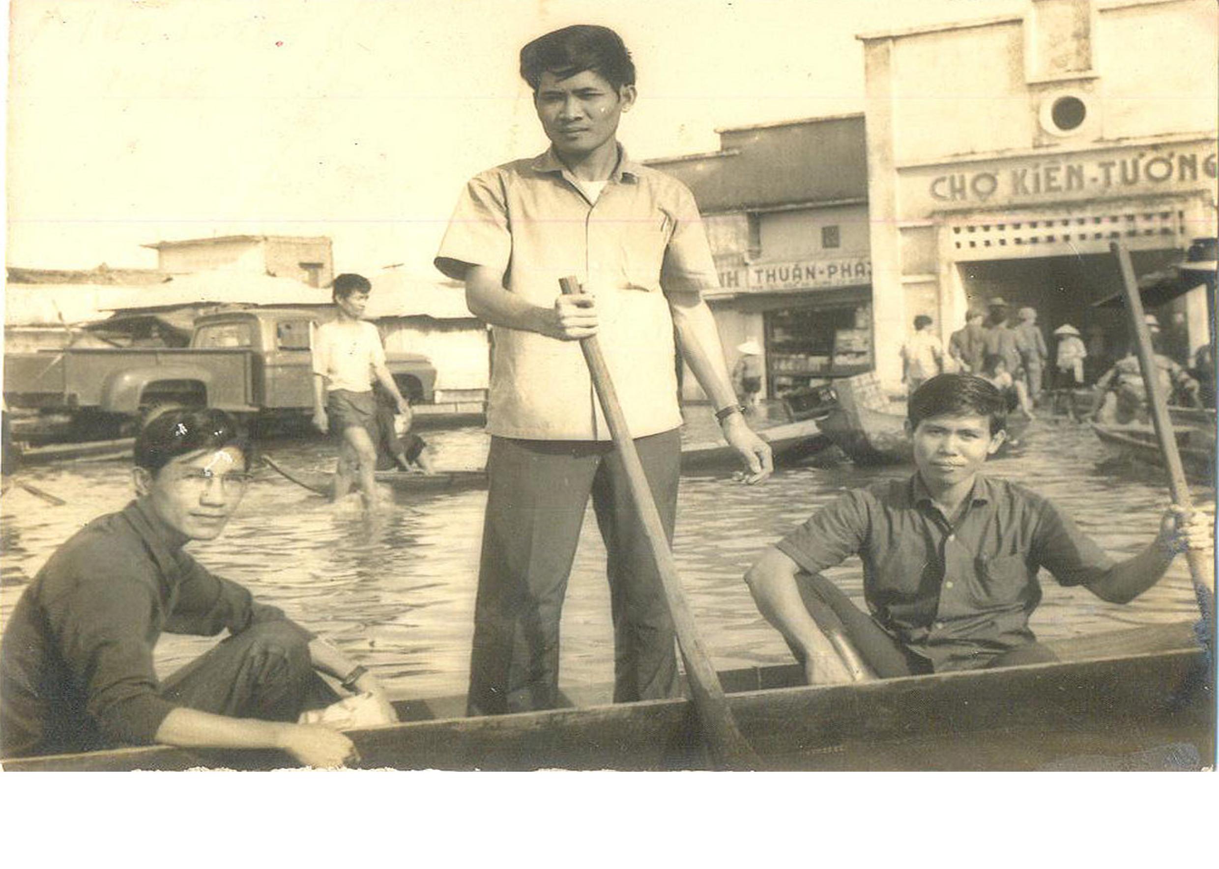VĂN TUYỂN
