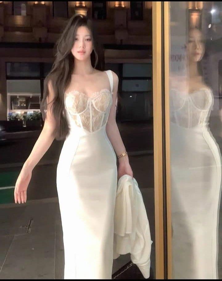 Đầm Body 2 Dây Đi Tiệc - Biểu Tượng Của Sự Gợi Cảm Và Thanh Lịch