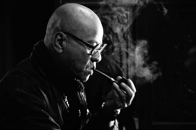 Đàn ông bóng bẩy – Tạp bút của Phạm Ngọc Tiến