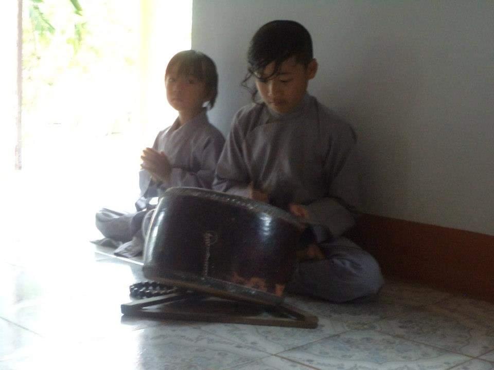 Plum Village Lineage /   Stories of Thich Nhat Hanh’s teacher