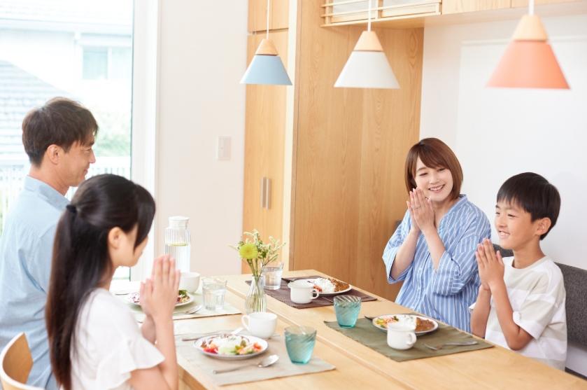 Phân Tích Dẫn Chứng Về Lòng Biết Ơn Để Hiểu Giá Trị Đạo Đức