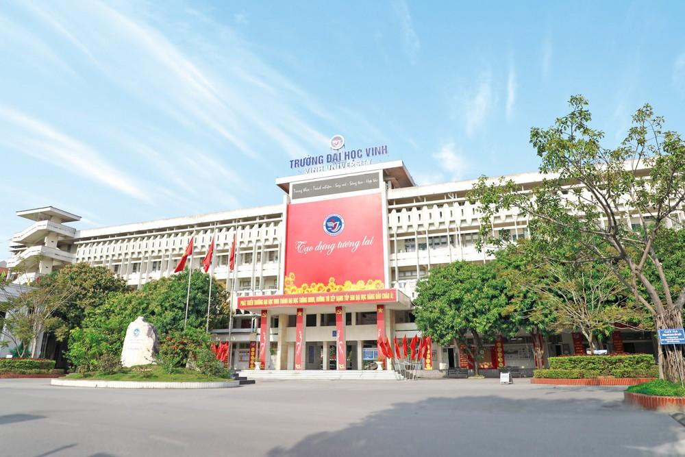 Vụ 2 cán bộ Đại học Vinh bị tố gạ gẫm nữ sinh: Nhà trường thành lập Hội đồng kỷ luật