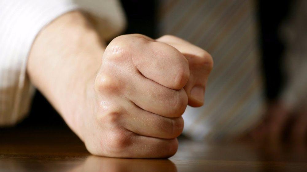 Cách kìm nén cảm xúc: Những điều cần biết