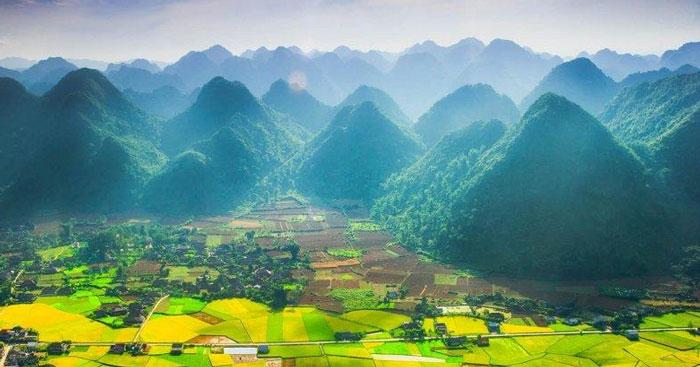 Văn mẫu lớp 12: Dàn ý phân tích bài thơ Việt Bắc (Sơ đồ tư duy + 8 mẫu)                                   Dàn ý Việt Bắc