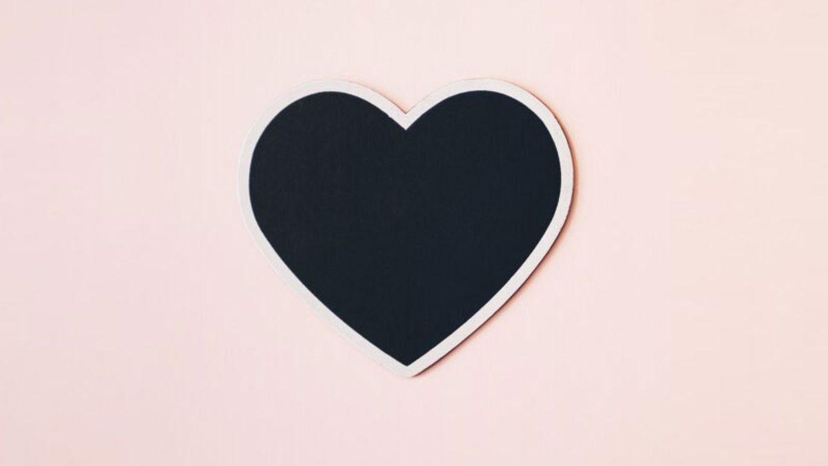 Giải đáp thắc mắc: Trái tim màu đen có ý nghĩa gì?