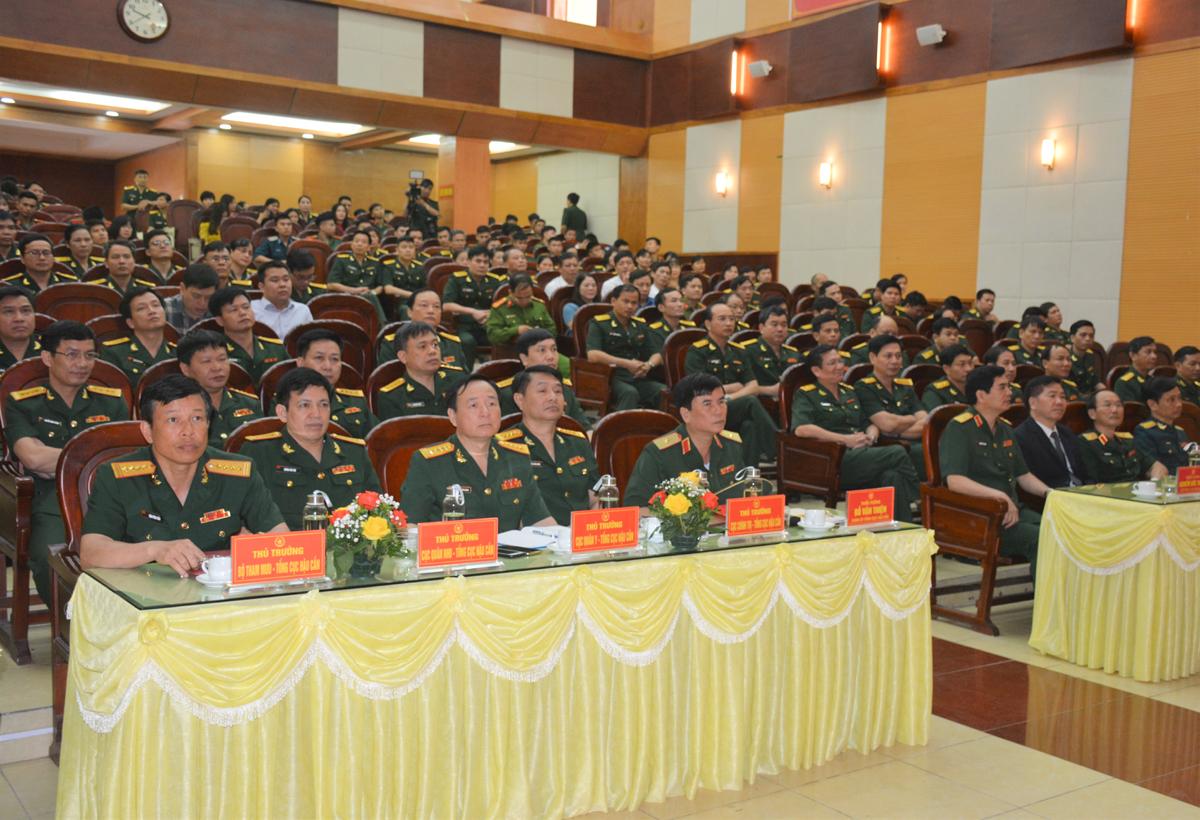 Công bố quyết định đổi tên Trường Cao đẳng Quân y 1 thành trường Cao đẳng Hậu cần 1