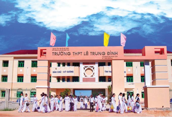 Đánh Giá Trường THPT Lê Trung Đình - Quảng Ngãi Có Tốt Không