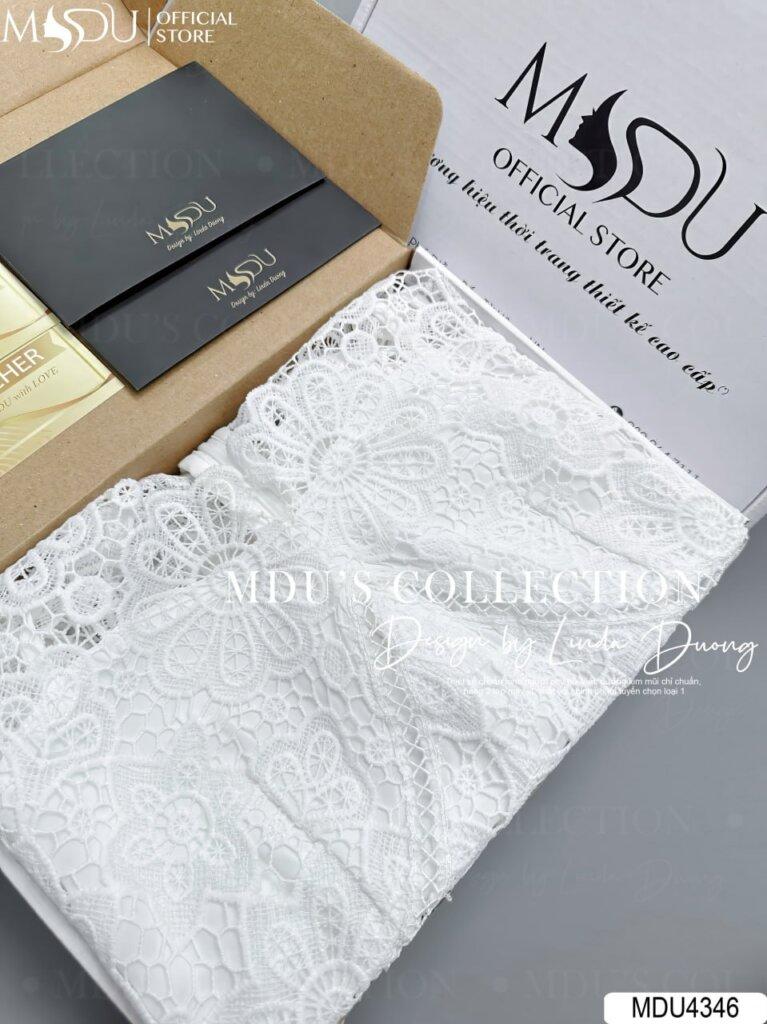 Váy Thiết Kế MDU4346 – Dáng Dài Ôm Body Phối Họa Tiết Ren Nổi Cuốn Hút Sang Chảnh