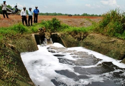 Bảo vệ môi trường là yêu cầu xuyên suốt quá trình phát triển