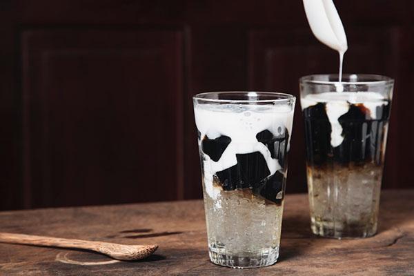 Cách Làm Sương Sáo Nước Cốt Dừa Ngọt Mát Hấp Dẫn