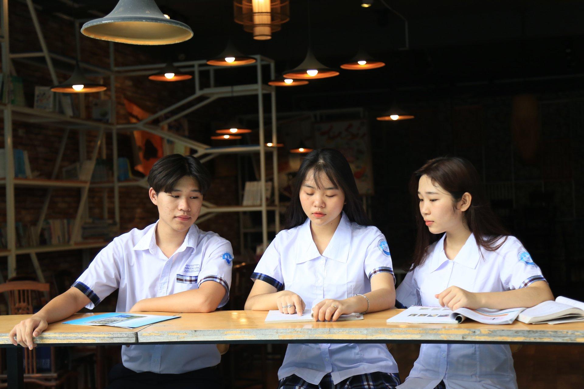 Trường nội trú tphcm, trường nội trú là gì?  Học phí nội trú là bao nhiêu ? Những lợi ích khi cho con em học nội trú ?