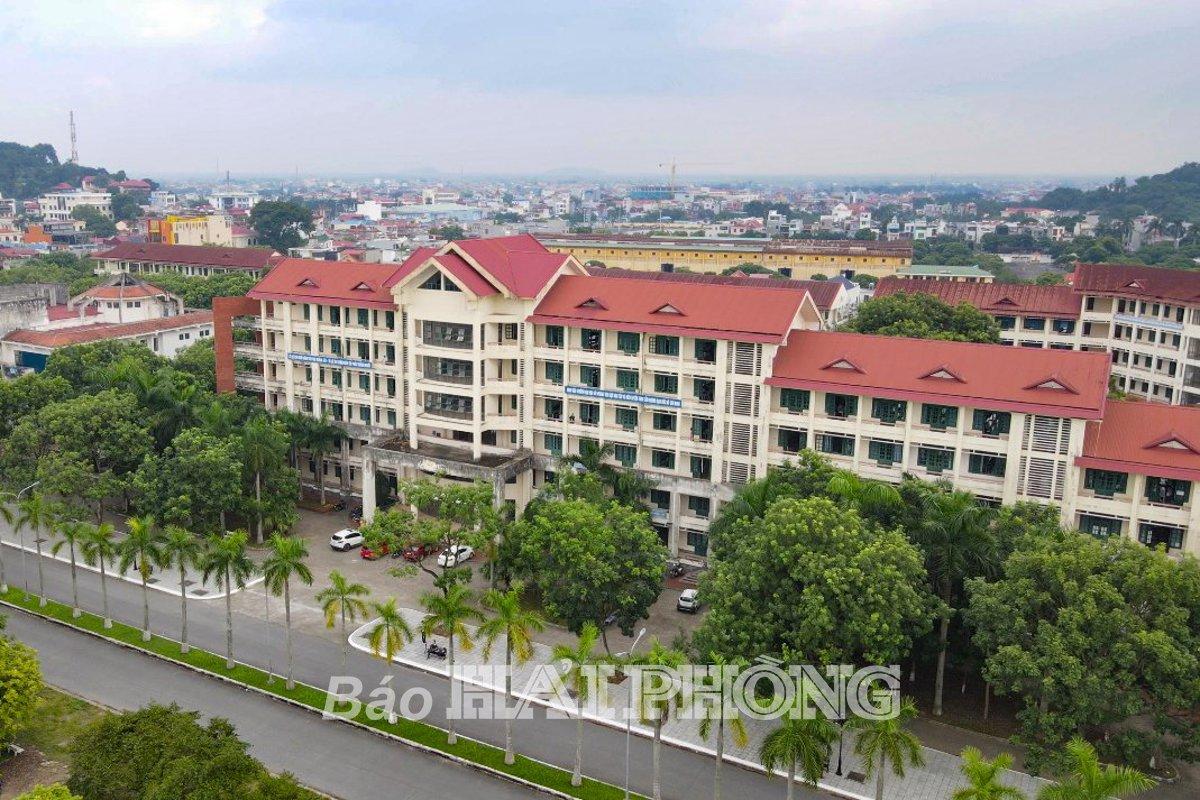 Về việc tăng học phí của Trường Đại học Hải Phòng: Công khai, minh bạch, bảo đảm quy định