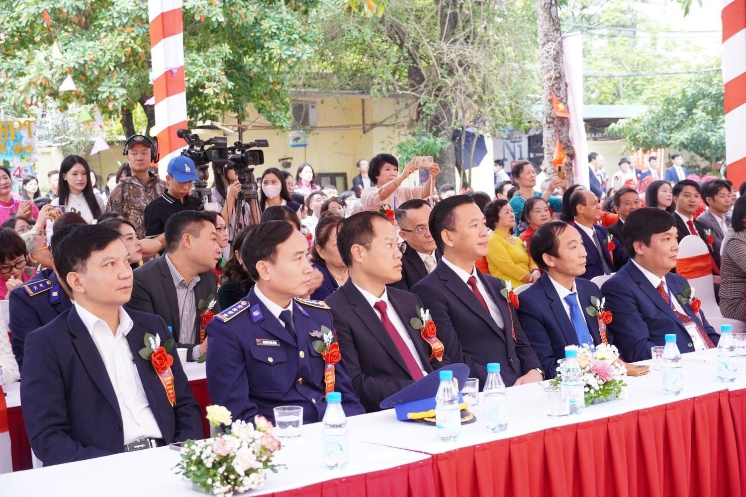 Trường THPT Trần Hưng Đạo – Hà Đông kỷ niệm 40 năm thành lập