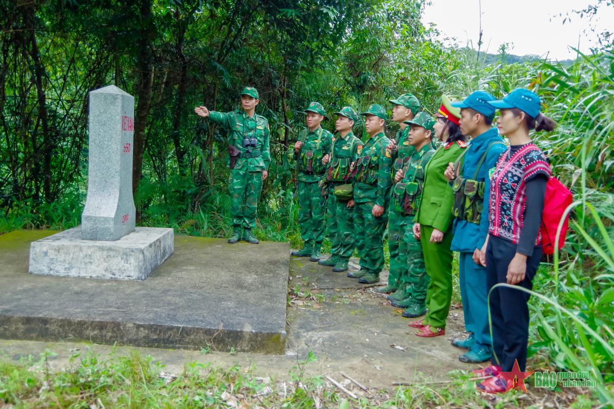 Thấm nhuần phương châm “Đồn là nhà, biên giới là quê hương...”