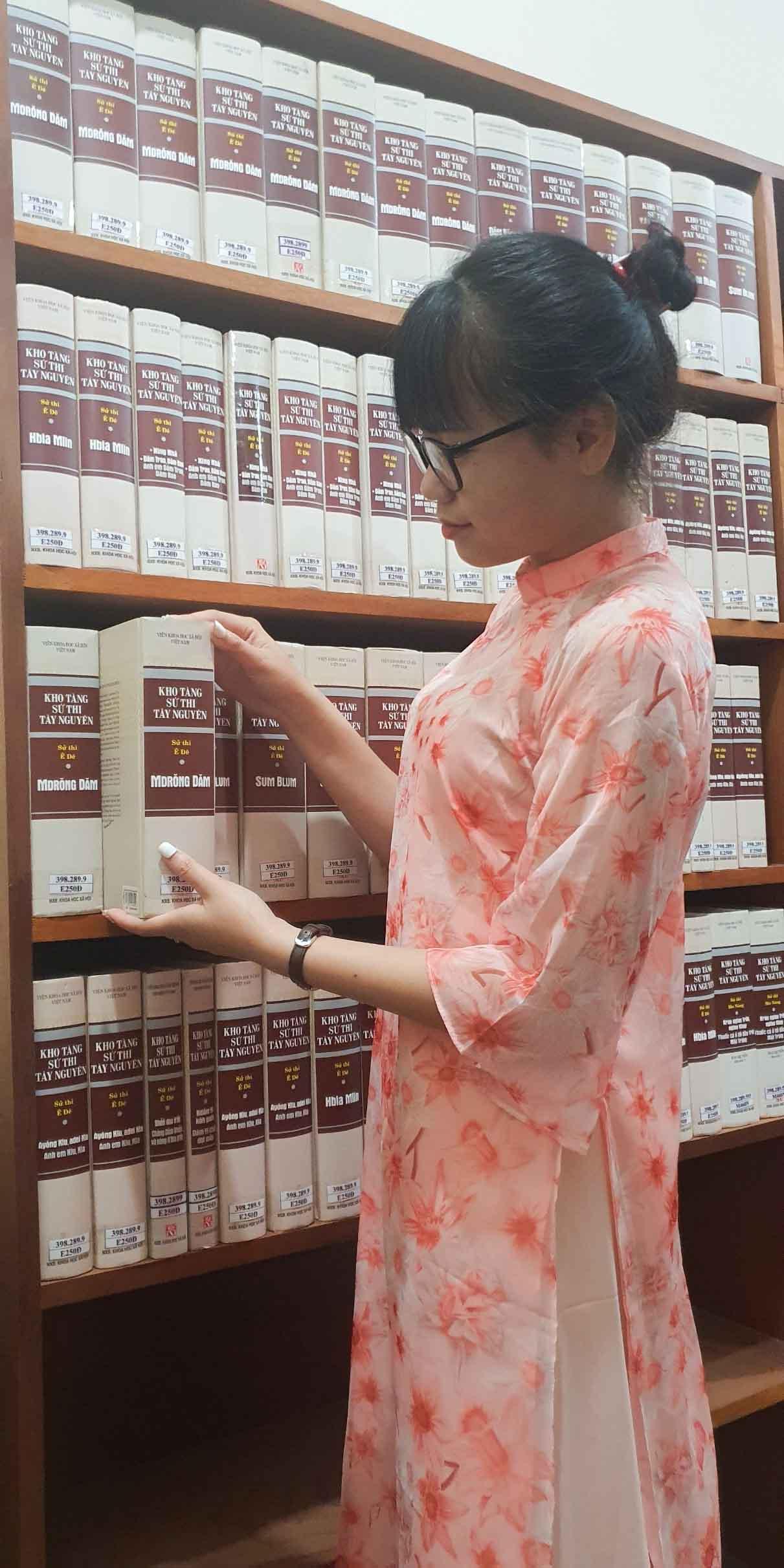 SỬ THI - GIÁ TRỊ VĂN HÓA VÔ GIÁ CỦA NGƯỜI ÊĐÊ