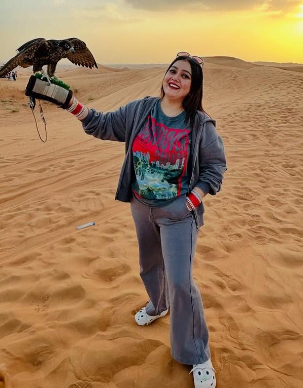 Komal Saklani (Hansraj Raghuwanshi’s Wife) Biography: Age, Family, Wiki & More