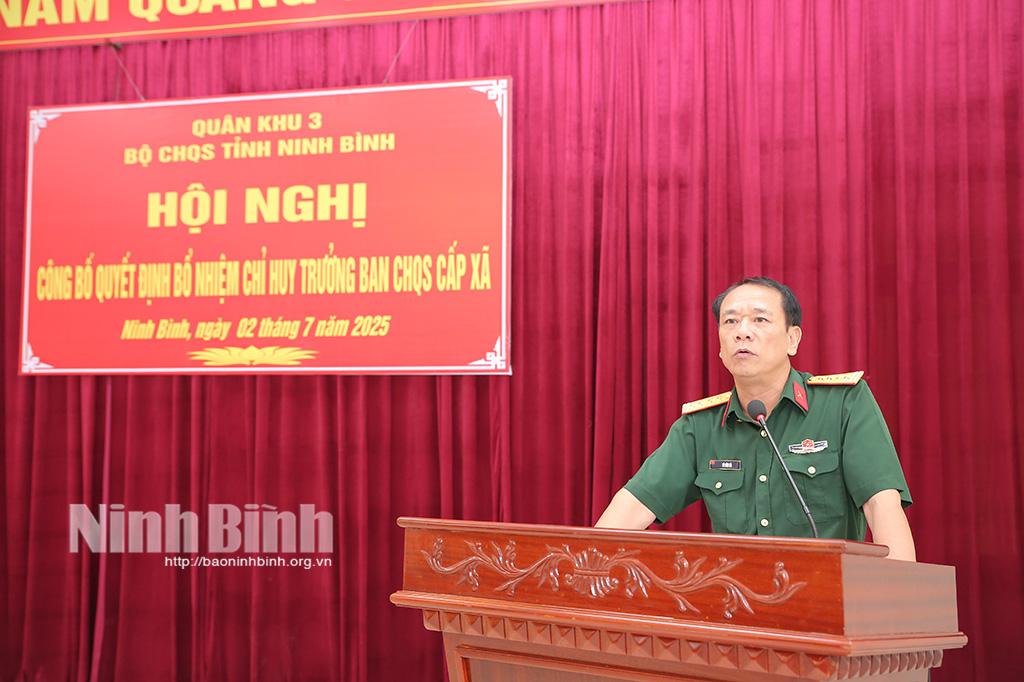 Công bố Quyết định bổ nhiệm Chỉ huy trưởng Ban CHQS cấp xã