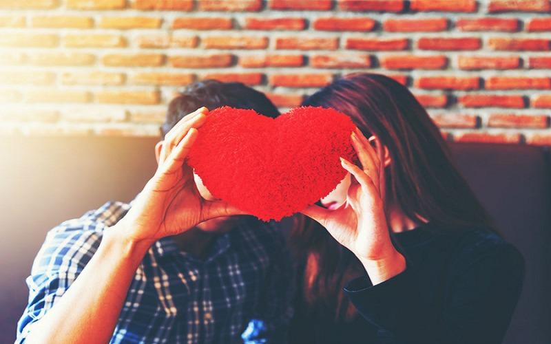 Thả thính tên Huy cực dính bằng tuyển tập thơ vui siêu ấn tượng