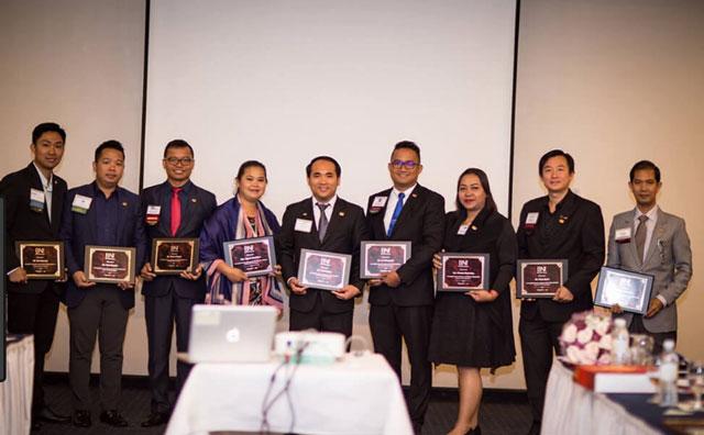 Tri ân là gì? Ý nghĩa quà tặng tri ân khách hàng