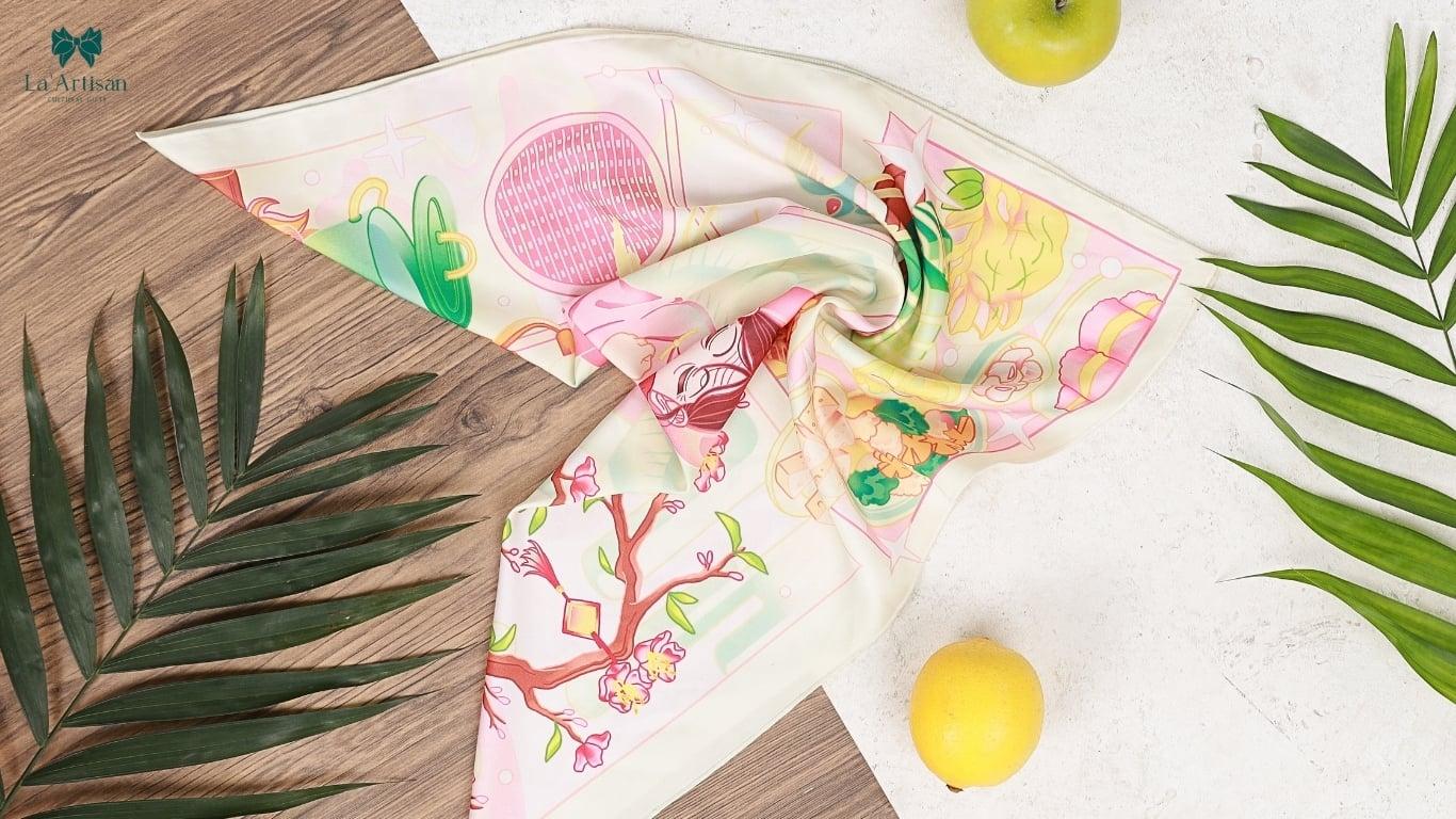 Khăn vuông họa tiết Cô Bé Bán Diêm