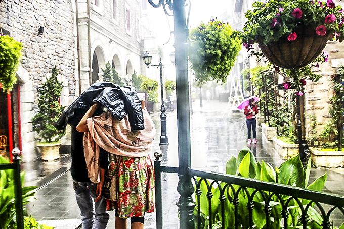 Không khói hoàng hôn cũng nhớ nhà