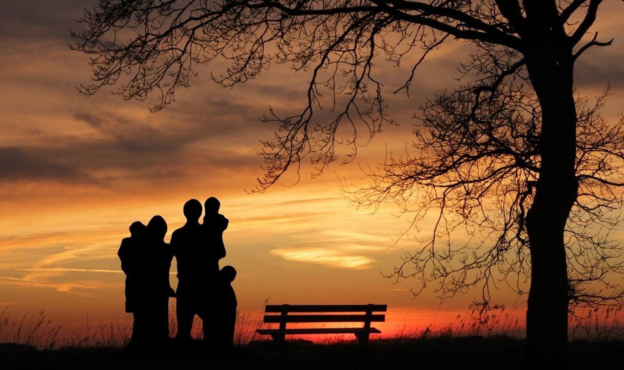 GIA ĐÌNH TÔI…  Chuyện chưa được kể