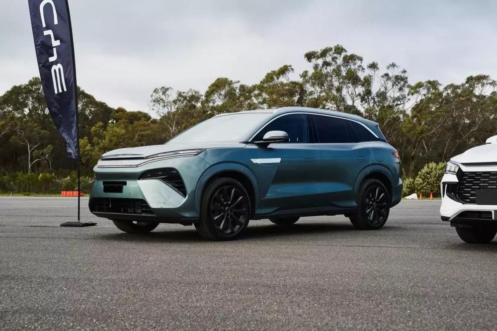 BYD SEALION 8 CHÍNH THỨC RA MẮT SỨ XỞ CHUỘT TÚI VỚI MỨC GIÁ TỪ 1 TỶ ĐỒNG