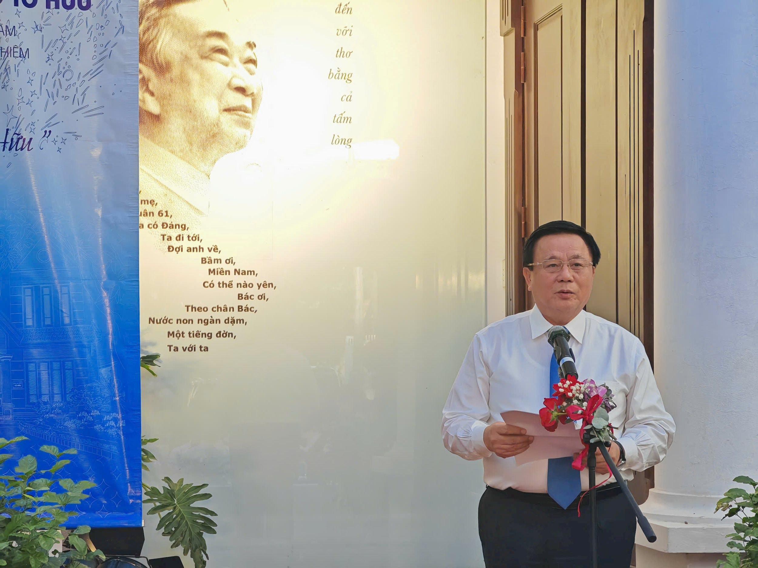 Tri ân cống hiến của nhà thơ Tố Hữu