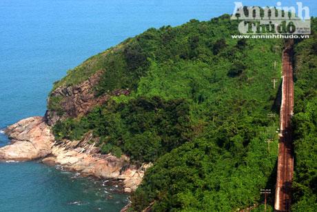 Thiên Nhiên, Kiến Trúc, và Con Người Huế qua Ca Dao - Tạp chí Sông Hương