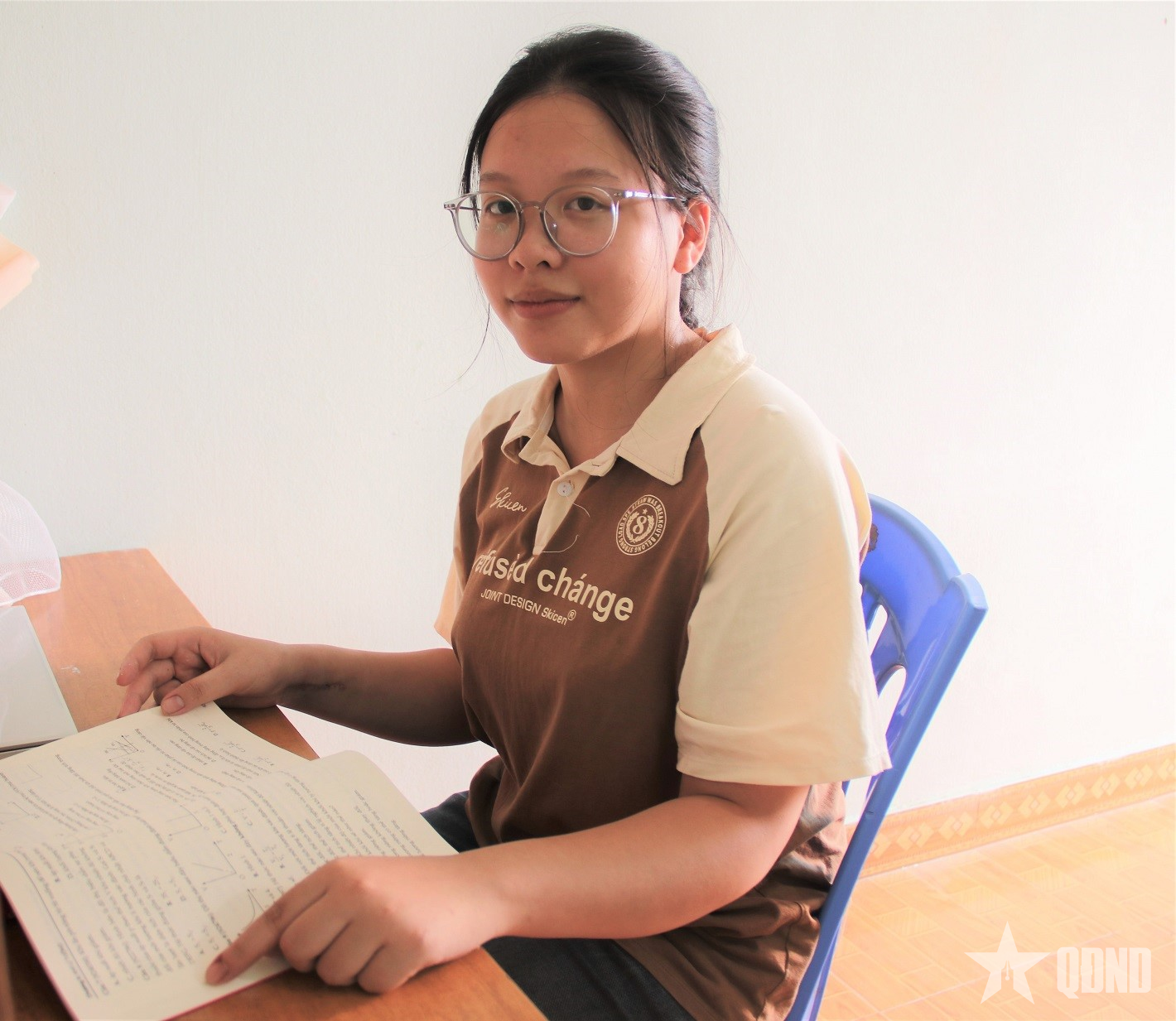 Thủ khoa khối A00 toàn quốc Nguyễn Diệu Linh: Tự học để bứt phá