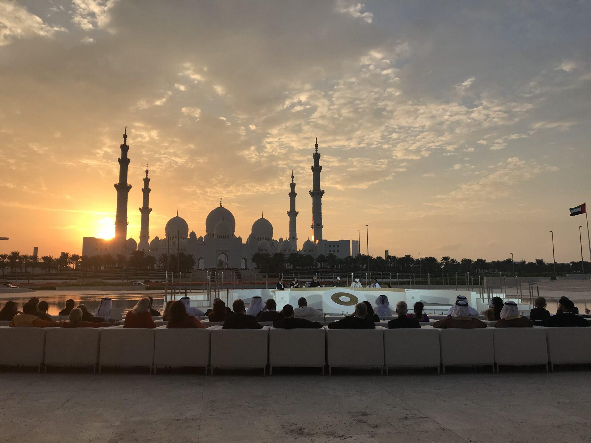 Cho tuổi thơ ươm nắng